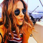 Caroline Flack Instagram - The islanders get a little surprise tonight ... @gemflossy @nisha_stylist @vickyhairreinvented @topshop xx