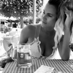 Caroline Flack Instagram - And ... relax ❤️🌴