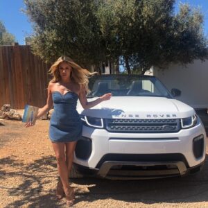 Caroline Flack Instagram - We’re ready, see you tomorrow ..dress by  @kanechristopher82 .. #christopherkane #loveisland