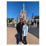 Casey Cott Instagram - Best end to the best Honeymoon. @waltdisneyworld @disneyparks
