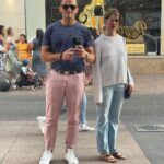 Casey Neistat Instagram - 👫