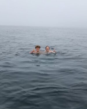 Casey Simpson Instagram - We’re on a boat