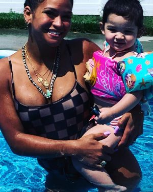 Cassie Ventura Instagram - We miss you & love you Dada  @alexfine44 

Thank you for the pics Mom! @theewretch