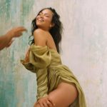 Cassie Ventura Instagram - Casandra Fine. 📸: @jordenkeith Hair: Tiger Makeup: @mariavargasmakeup Styling: @monicarosestyle Stylist Assistants: @xoxoshelllby & @little_itaaly Dress: @zimmermann Glow: @dolceglow