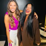 Catherine Fulop Instagram - Backstage de @entregrados trabajando junto a mi Reina pepiada @fulopcatherine 🫶🏾 en una entrevista muy divertida que le hizo @manuelangelr ¿Qué cómo estuvo? Buenísima. ¡Levante la mano el que estuvo ahí! ¡Próximamente disponible en su canal de YouTube y no se la pueden perder! Bajo la producción de @snowentertainmentar Buenos Aires, Argentina