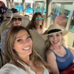 Catherine Fulop Instagram - Hermoso día con mis amigas en Roatán - Honduras 🇭🇳 @porestoslares @lorenatostajentsch @carolinapacheco682 @grizelh @alicia.lammersdorf.realtor Que tengan bello miércoles ♥️🐠🌴 #swimwear @odiseaswimwear #camisoladelino by @lasnatalias #pulsera @karengrantjoyeria #playa #roatán #honduras #snorkel #catamaran Roatan, Honduras