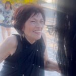 Catherine Fulop Instagram - Que decirles de lo que estoy viviendo, la alegría que tengo en el corazón de estar estos dias con mi mamá se me sale por los ojos en forma de lágrimas. Acá les dejo las otras partes de los videos del encuentro y algunas fotitos mas! Gracias por todos los mensajes lindos y especiales gracias a mi amor Ova @ovasabatini por hacer posible este viaje además de un recuerdo imborrable en mi alma, gracias hijas, mi hermana Yasmin @yfulop por este gran esfuerzo de preparar el viaje desde venezuela y a mis amigos que quisieron acompañarnos en este momento importante!! Los amo ♥️ @orianasabatini @tizianasabatinif @claudiamlazcano @pablomattei17 @m.fergonzaleez @juany_80 #mamá #encuentro #familia #amigos Punta Cana, the Dominican Republic