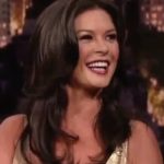 Catherine Zeta-Jones Instagram - Bringing you a reminder to take a moment and smile today 💘
