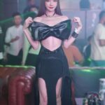 Cathryn Li Instagram - 很開心受邀為Chateau Voice裁判嘉賓之一，歌手全部都很有才華 Château Dc Sky Forest