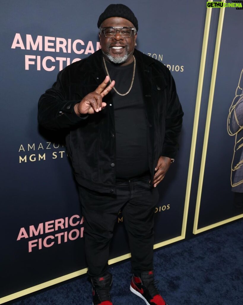 Cedric the Entertainer Instagram - This movie is Fantastic Please go support pls #AmericanFiction @americanfictionmovie @mgmstudios   Director: Cord Jefferson @cordjefferson Main Cast: Jeffrey Wright @jfreewright Tracee Ellis Ross @traceeellisross Issa Rae @issarae Sterling K. Brown @sterlingkbrown Keith David@silverthroat @erikaalexanderthegreat