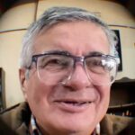 Celeste Cid Instagram - que vueles muy alto, papi. seguro ya andes charlando con todo el mundo por ahí .. ayudando a quien necesite, y a quien no también. nos faltaron algunos abrazos.. pero tuviste otras maneras de llegar y dejarnos lo importante: la vida dura un ratito, y si no hay amor no hay nada. el amor como punto de contacto más íntimo, más escondido, más vulnerable. no hay más que eso, cada vez que te extrañe te voy a buscar ahí.