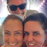 Ceyda Düvenci Instagram - Yaz ve dostlar… tekrar çal sam… vol 2