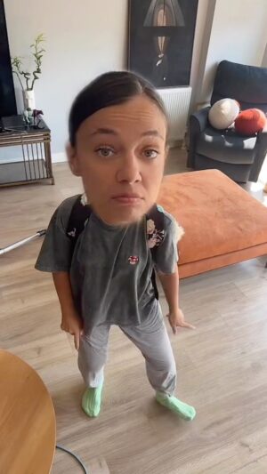 Ceyda Kasabalı Instagram - Cancık Ceyda yeni okul döneminde önce basarılar sonra da sabırlar diler chchehbwbbd