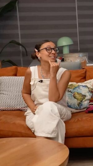 Ceyda Kasabalı Instagram - Garmen shdhd.bütün yorumlar  G ile baslasa nasıl olurdu ? hehdw