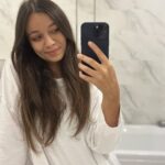 Ceyda Kasabalı Instagram - duş borusuna sıkıştırılmış fırca gibi hissediyorum