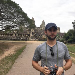 Chace Crawford Instagram - I call this look "tourist workout chic" #fw2017