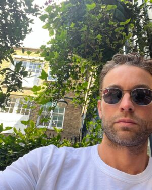 Chace Crawford Instagram - High tea 🏴󠁧󠁢󠁥󠁮󠁧󠁿