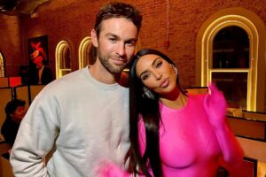 Chace Crawford Instagram - “Pink isn’t just a color, it’s a lifestyle” is what I think I heard Kim say once. Thanks for having me on @nbcsnl with @kimkardashian