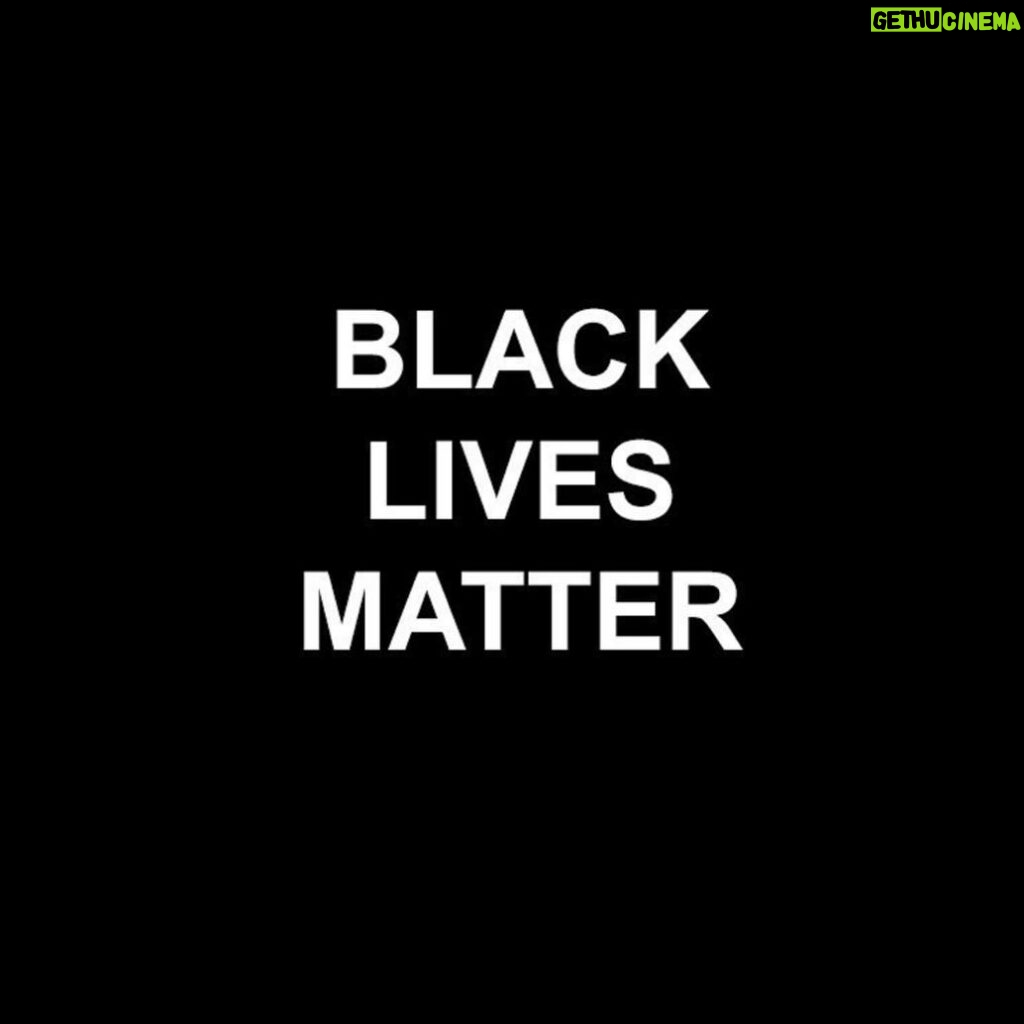 Chad Michael Murray Instagram - #BlackLivesMatter Stand with our brothers and sisters. #Unity #Love I’ll never understand, but I stand. “Love your neighbor as yourself” -Mark 12:31
