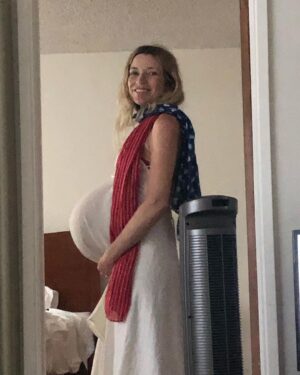 Chad Michael Murray Instagram - Baby #3 loading… ❤️
Anyone know any new gadgets for babies? It’s been a bit since we had one. 

Ps- forgive the quality of the photo- alas I’m still on IPhone 8 becoz I love the button and won’t trade it away. Sometimes I see ppl staring at my phone with button envy and I get it.