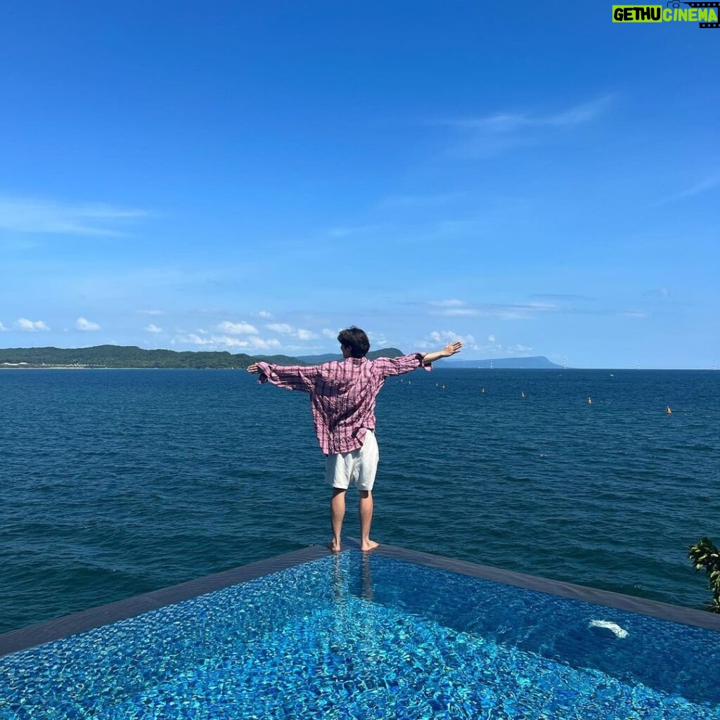 Chae Jong-hyeop Instagram - 🇻🇳✈🥰 가족여행 Premier Village Phu Quoc Resort Managed by Accor