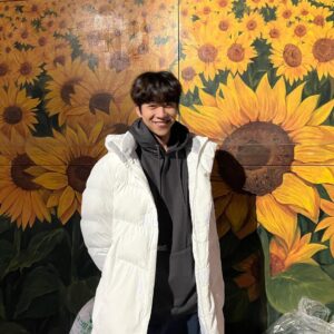 Chae Jong-hyeop Instagram - 🌻🌻박태준🌻🌻