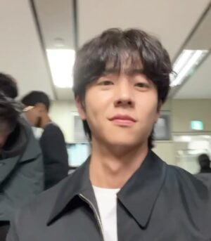 Chae Jong-hyeop Instagram - 👋