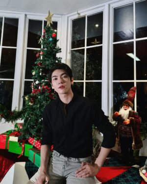 Chaikamon Sermsongwittaya Instagram - Merry Christmas✨💫

#Bosschaikamon #ShawtyBoss #BoNoh