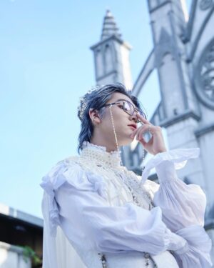 Chaikamon Sermsongwittaya Instagram - สวัสดีปีใหม่นะครับทุกคน เรามาเริ่มต้นปีใหม่ไปด้วยกันนะ อะไรที่ผ่านมาขออย่าได้เอามาทำร้ายตัวเราเอง เรียนรู้ที่จะเติบโต ขอให้ทุกคนความสุข รอยยิ้ม เสียงหัวเราะในทุกวันนะครับ ❤️✨

#Bosschaikamon #ShawtyBoss #BoNoh