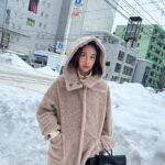 Chalida Vijitvongtong Instagram - Sapporo กับผู้ชายถุงมือโบว์ 😜☃️❄️ Sapporo, Hokkaido