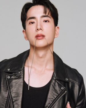 Chanon Santinatornkul Instagram - คิดจะแอคคิดถึงผมขรับ 😎
Act MAX 😎🤪