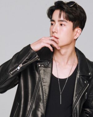 Chanon Santinatornkul Instagram - คิดจะแอคคิดถึงผมขรับ 😎
Act MAX 😎🤪