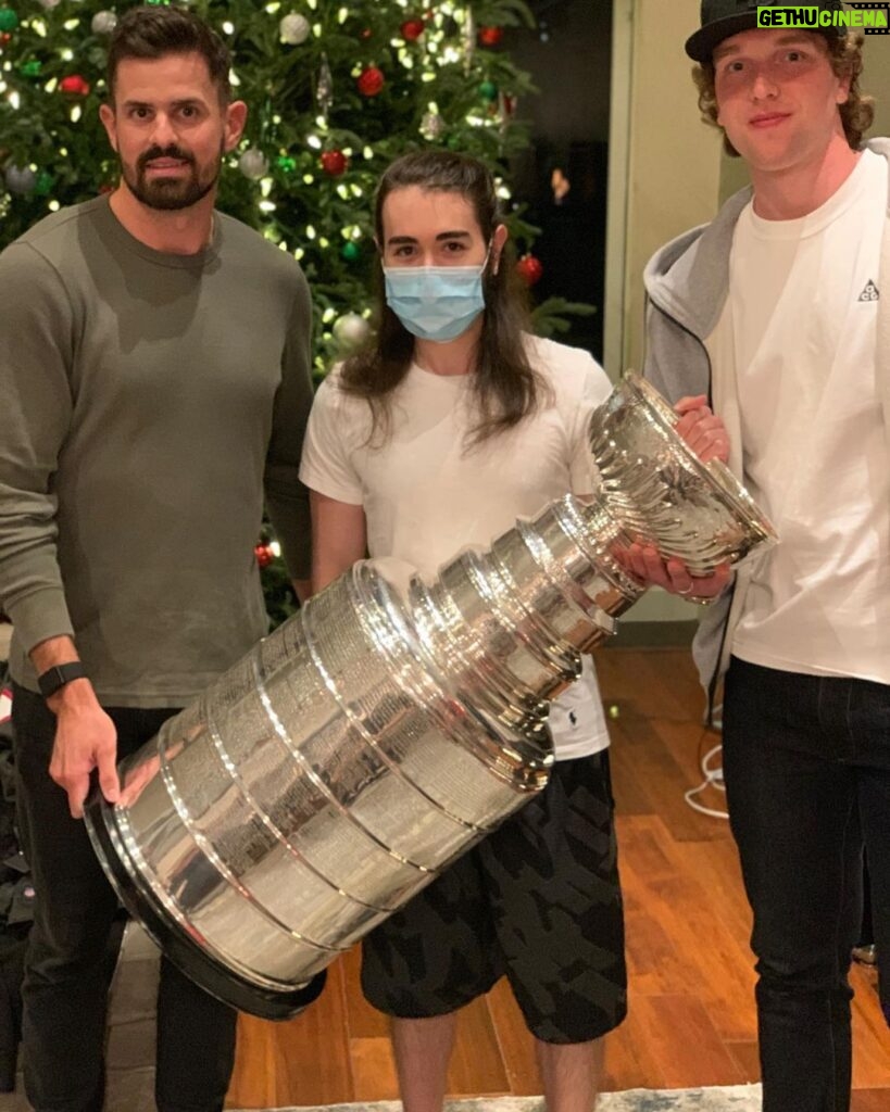 Charles White Jr. Instagram - Lightning let me hold the Stanley Cup and asked me to consider playing for them next season @akillorn17 @andreivasilevskiy88