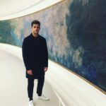 Charlie Carver Instagram - take me to church 🎨 Musée de l'Orangerie