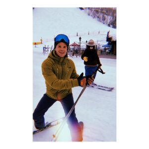 Charlie Carver Instagram - get you a man that can do both:
🔥🐻🎿 @u.s.forestservice