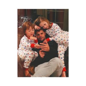 Charlie Carver Instagram - shhhh we’re tracking santa 🎄