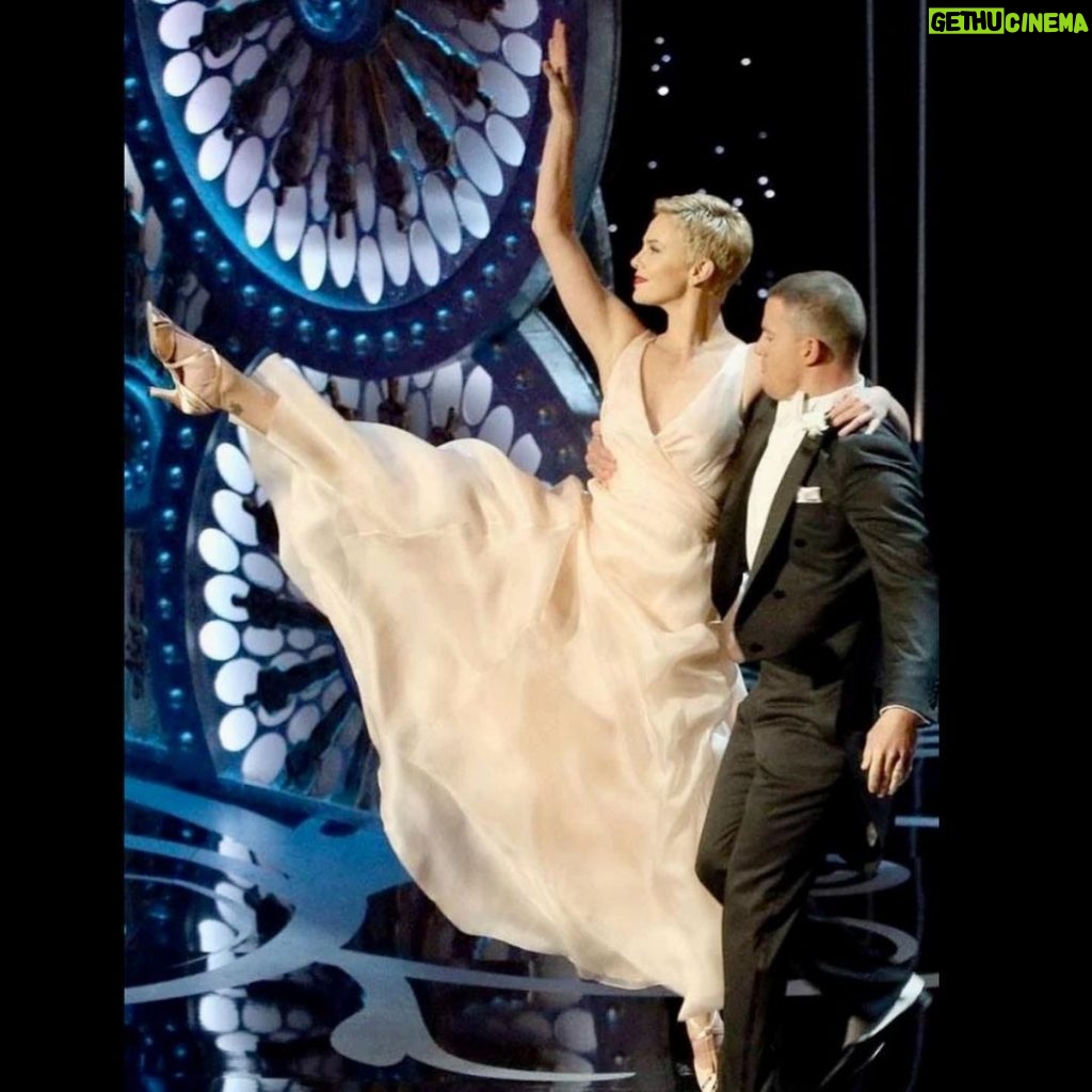 Charlize Theron Instagram - In honor of #InternationalDanceDay, throwing it back to that time I got to relive my dancing days at the Oscars💃 When @macfarlaneseth asked me to do this he made it sound like I’d just have to hop onstage and do a quick spin, and then he tells me to show up to rehearsals and it’s a whole damn choreographed number! So thanks for tricking me into what turned out to be an amazing experience. And shoutout to @channingtatum for being the best dance partner EVER 📸: Kevin Winter/Getty Images; Mark Davis/WireImage