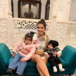 Charu Asopa Instagram - Happiness is when you are with your loved ones. Special thanks to Ziana and Krishna for making it more special.❤️🧿🤗 #birthdaypost