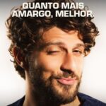 Chay Suede Instagram - Quanto mais amargo, melhor :)) Eu e o sabor sem igual de Beck's te convidamos para uma #PrimaveraAmarga cheia de novos sons e experiências! #BebaComModeração #Publi foto: @cabelo8588