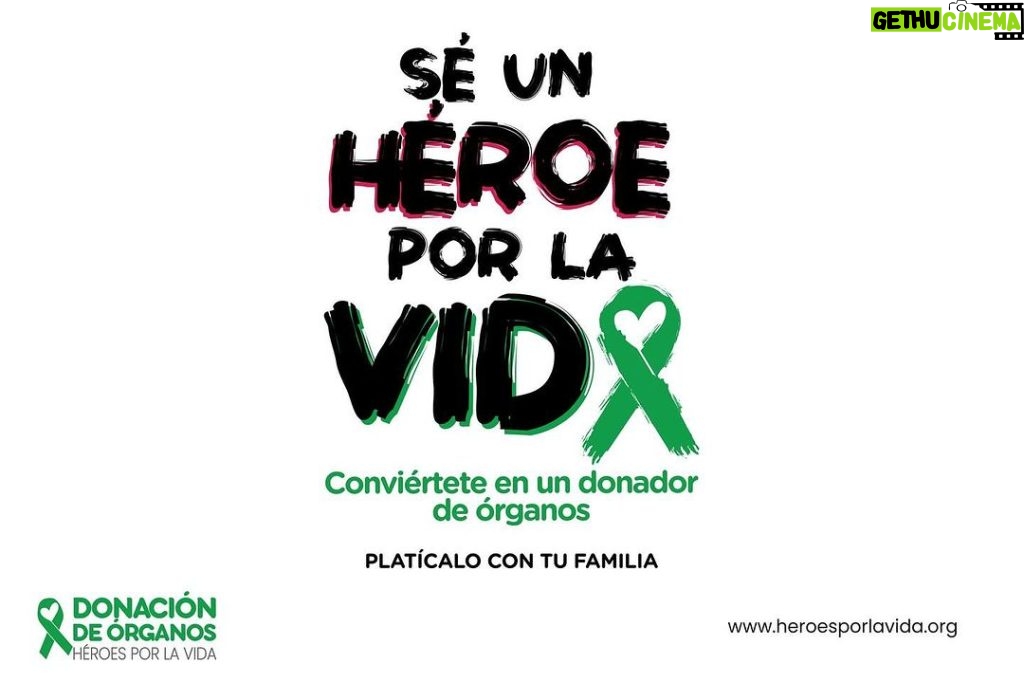 Chayanne Instagram - Durante ya varios años Heroes por la vida ha realizado una labor incomparable, educando para entender la importancia de la donación de órganos. Donar es vida!! Hoy es día de tomar conciencia y los invito a visitar Heroes por la vida. @heroesporlavidamx #DaleVidaAMuchasVidas #DonaciónDeÓrganos #HéroesPorLaVida