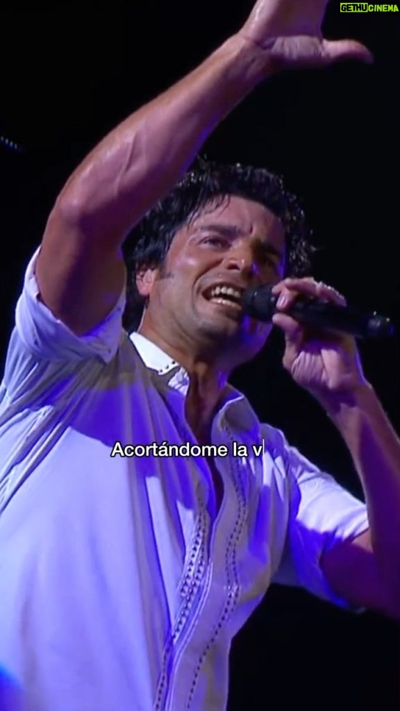 Chayanne Instagram - ¿Dónde quedan las palabras y el amor que me jurabas? 💔 #Chayanne