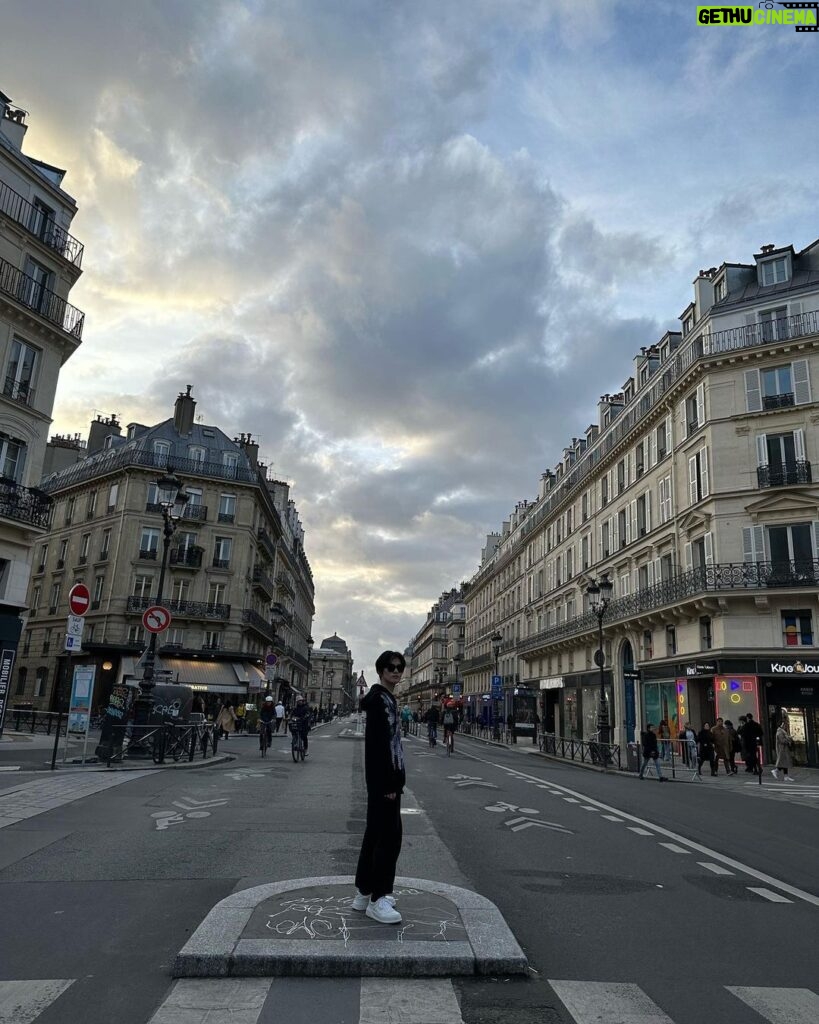 Chenle Instagram - Paris~~~~❤️(chapter 1)
