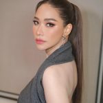 Chermarn Boonyasak Instagram - ขอบคุณ @eptq.thailand ที่ไว้วางใจพลอยนะคะ 💙 #topofthetown #fillerตัวมัม #สวยแบบธรรมชาติลงโทษ ดาวอังคาร