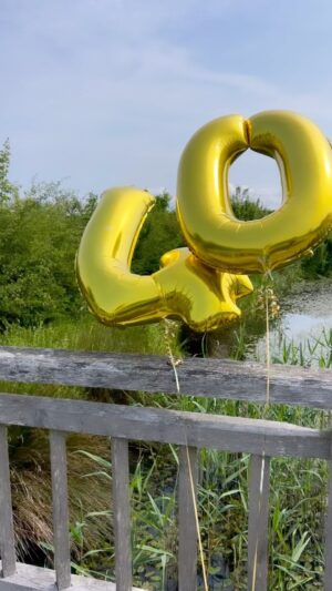 Cheryl Cole Instagram - As my 40th celebrations end and a new era begins I just wanted to wish all my fellow 83 babies the happiest of happy birthdays. Wishing for you inner peace , much love , joy & happiness ✨🥰 we made it through the turbulence ! They say life begins at 40 and I think I believe them 😘 thank you @wildernessreserve for the best birthday weekend I could’ve wished for 🫶🏼