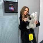 Cheryl Cole Instagram - This little guy came to visit me today. He’s part of a campaign to raise awareness of the devastation affecting wildlife in Australia caused by the bush fires 😢 You will find koalas just like him hanging out all around London... follow @koalasofnyc to find out more. Let’s try and help as much as we can! 🐨❤