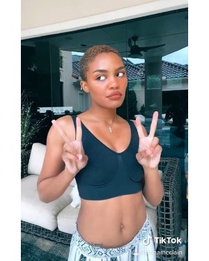 China Anne McClain Instagram - had to give him a show