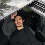 Chino Darín Instagram - Una vez tengas un coche híbrido enchufable, no vas a querer volver atrás. Pensé que iba a ser complicado adaptarme al cambio, ¡pero no! Es una maravilla... En la foto 2 se puede apreciar lo a gusto que estoy en mi @vw_es #GolfGTE #Embajador Madrid, Spain