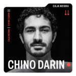 Chino Darín Instagram - 🎬 ¡Ya está disponible la #CajaNegra del @ChinoDarin! 🍿 🚨 #ESTRENO YA en nuestro canal de #YouTube 👉 ¡Link en historias! 📲 🛋 Pónganse cómodos y prepárense para escuchar una de las entrevistas más graciosas del ciclo que encabeza @LeivaJu. ¡#CHINO ON FIRE! 🔥 ⭐️ Creció en los 90's rodeado de estrellas y hoy posee un imaginario creativo especial 🤯 Es actor y productor de películas y series que ya son nuevos clásicos de la historia #argentina como #ElReino, #HistoriaDeUnClan, #ElÁngel o #Argentina1985 🇦🇷 🗣 Además, tiró: "Si hubiera nacido diez años después, ahora estaría haciendo #streaming" 👀 ¡Prendé un ratito, Chino! 🎧🟣 🏃‍♀️ ¡Unite al estreno en nuestro canal de #YouTube! 💥 Una charla que tuvo de TODO entre @ChinoDarin y @LeivaJu, como siempre con la magia de @Levis_AR 👖✨ #150yearsof501 #CHINODARÍN 🙌 #Cine #Series #Películas #ElReino #Entrevistas #FiloNews