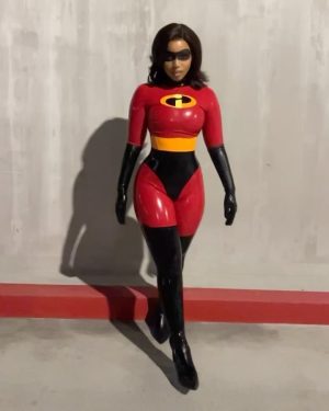Chloe Bailey Instagram - Mrs. Incredible ❤️‍🔥