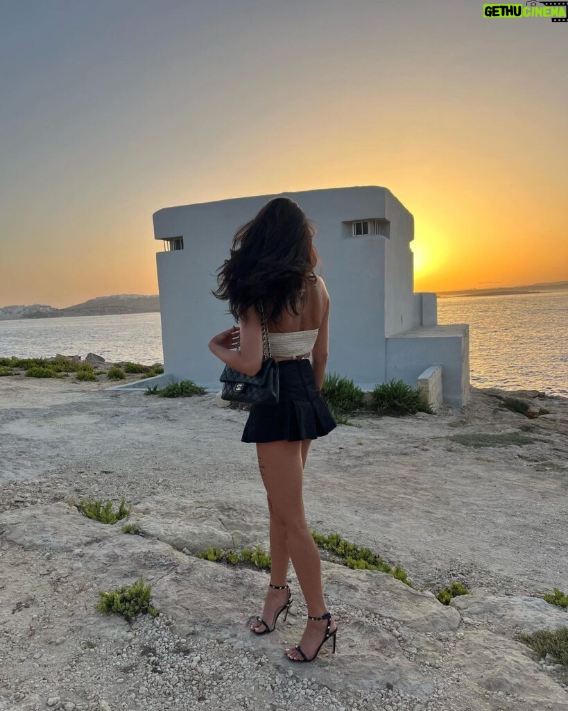 Chloe Veitch Instagram - Sunset chaser ⛅ Valletta, Malta
